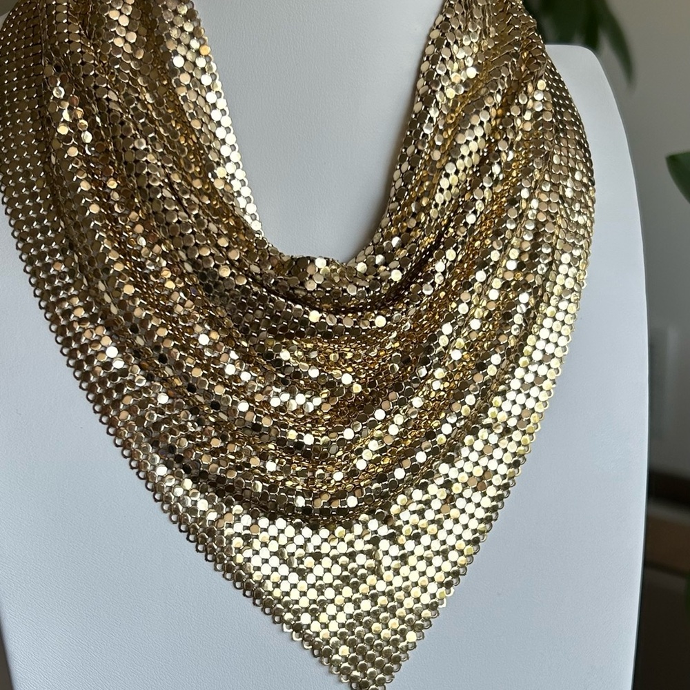 1970s Whiting and Davis Golden Metal Mesh Disco Necklace. Excellent condition.